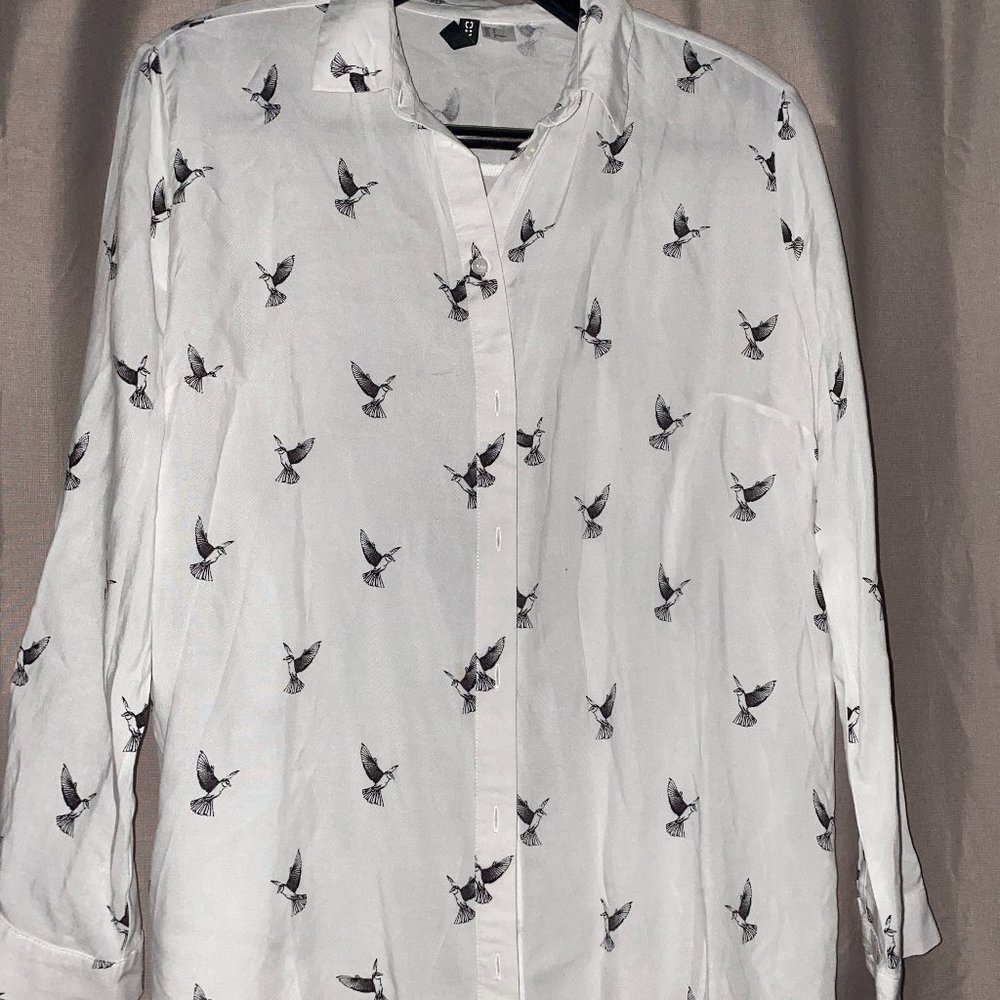 H&M White Long Sleeve Button Blouse by Divided